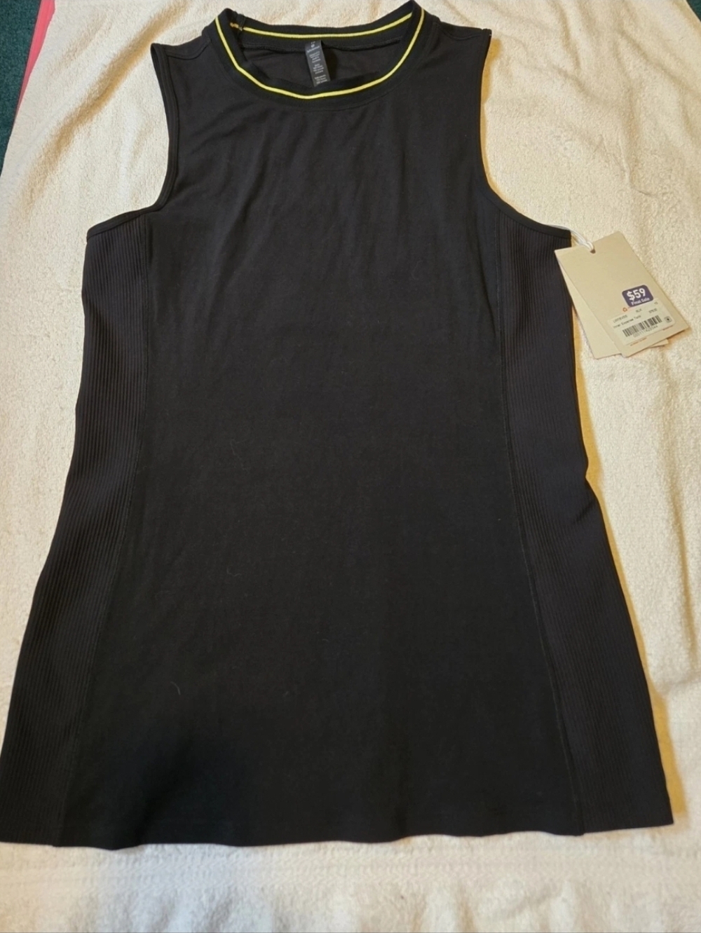 Lululemon Tank Size 10, Black, NWT